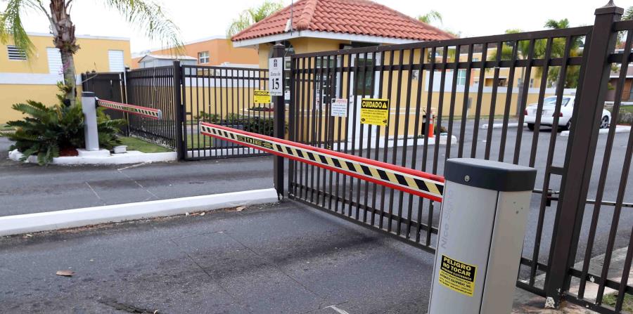 Proyetel acceso vehicular